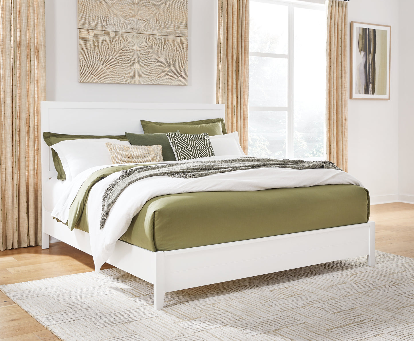 Binterglen  Panel Bed