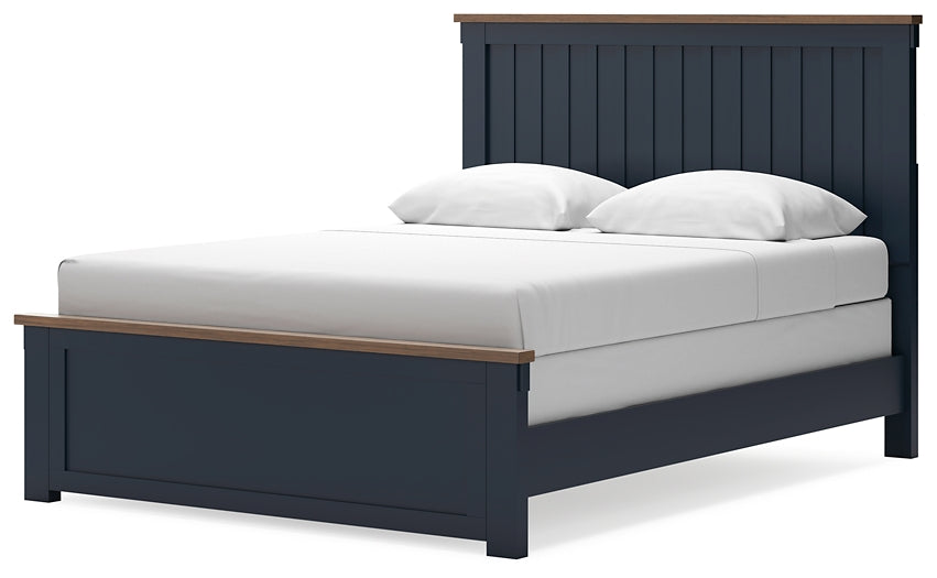 Landocken  Panel Bed