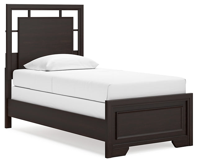 Covetown Twin Panel Bed with Dresser and 2 Nightstands