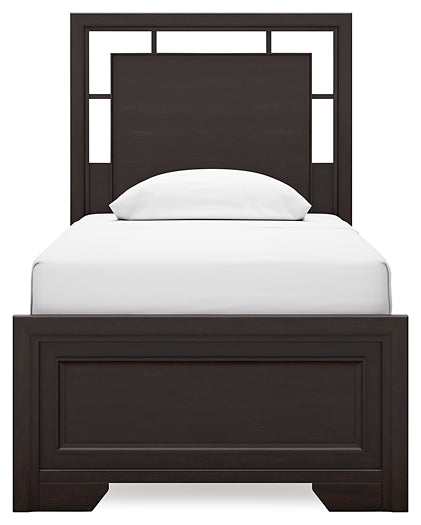 Covetown Twin Panel Bed with Dresser and 2 Nightstands