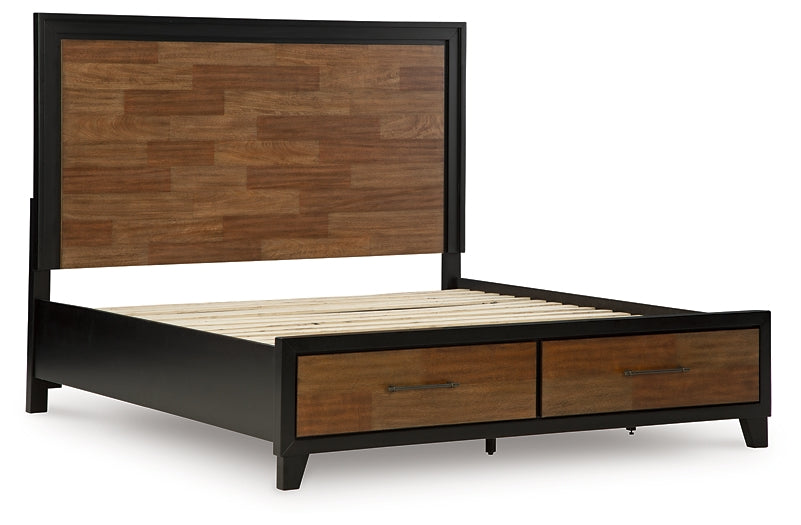 Kraeburn  Panel Storage Bed