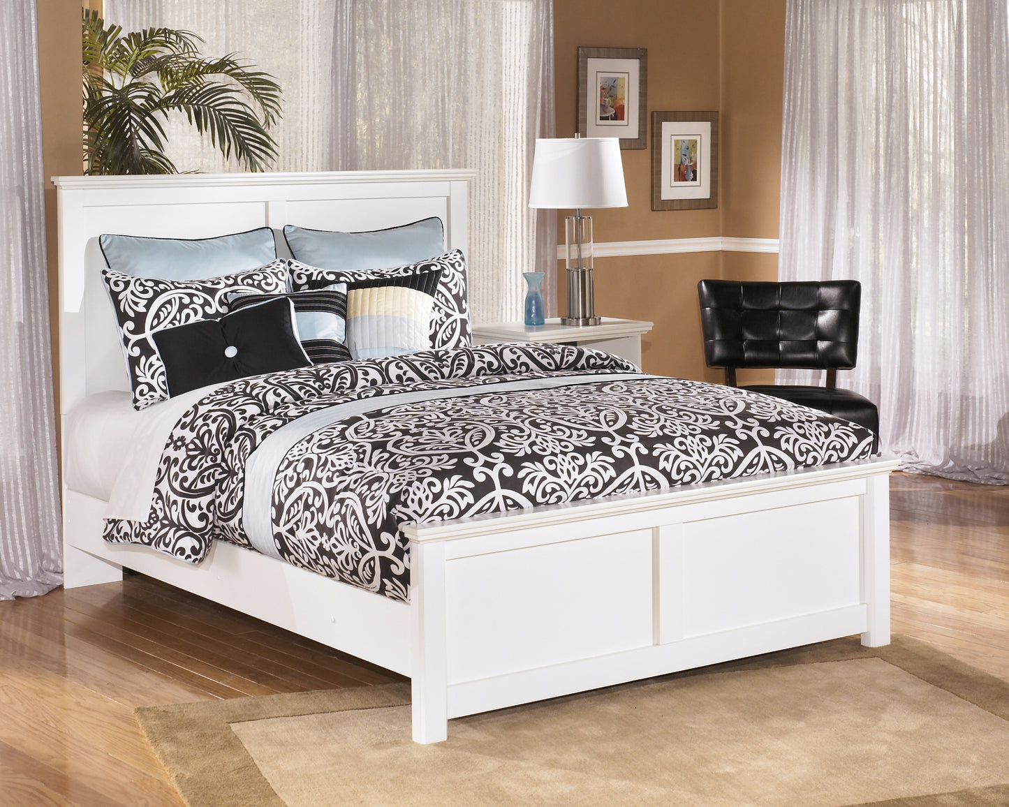 Bostwick Shoals Queen Panel Bed with Mirrored Dresser and 2 Nightstands